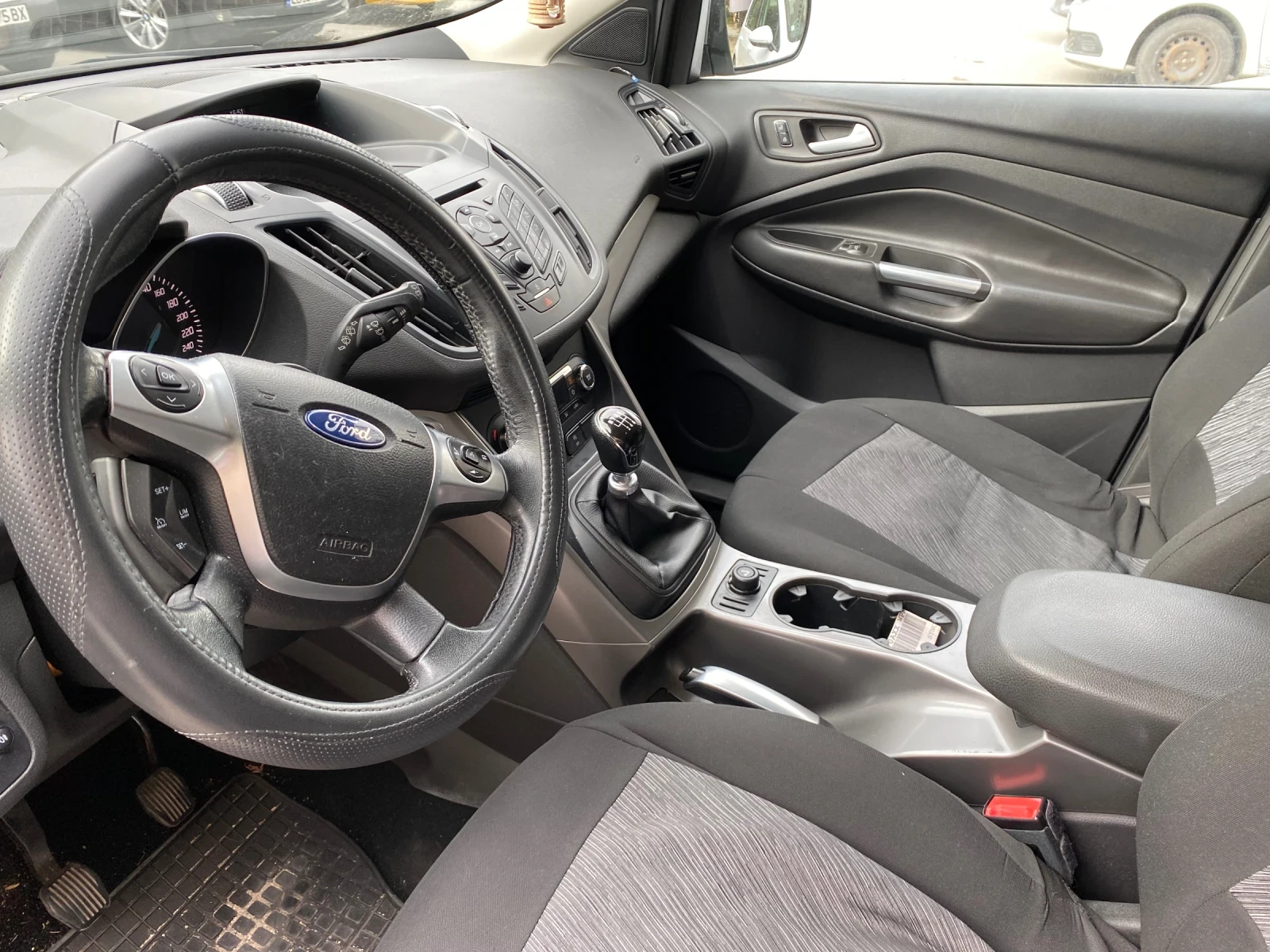 Ford Kuga, снимка 11 - Автомобили и джипове - 56231495