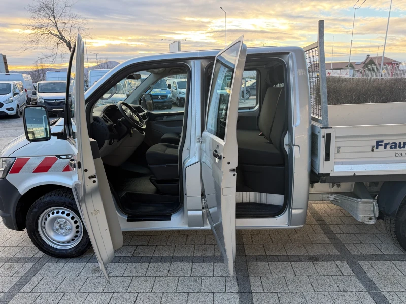 VW Transporter 2.0 TDI клима, снимка 15 - Бусове и автобуси - 53061311