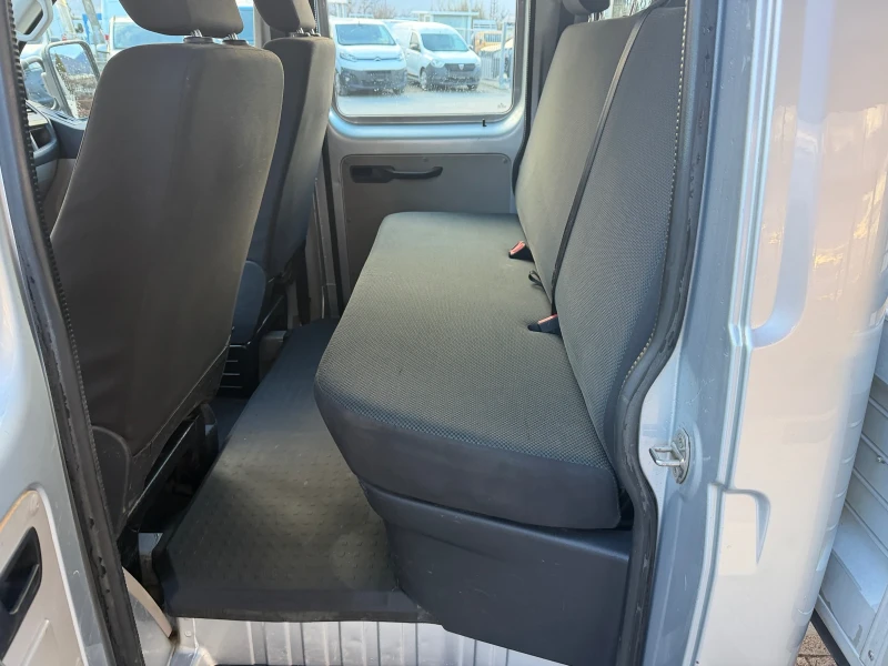 VW Transporter 2.0 TDI клима, снимка 14 - Бусове и автобуси - 53061311