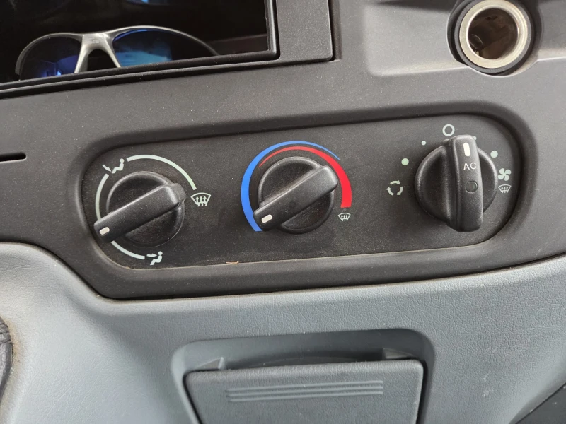 Ford Transit 85, 000км 4м БОРДОВИ/КЛИМАТИК-EURO 5, снимка 13 - Бусове и автобуси - 53261216