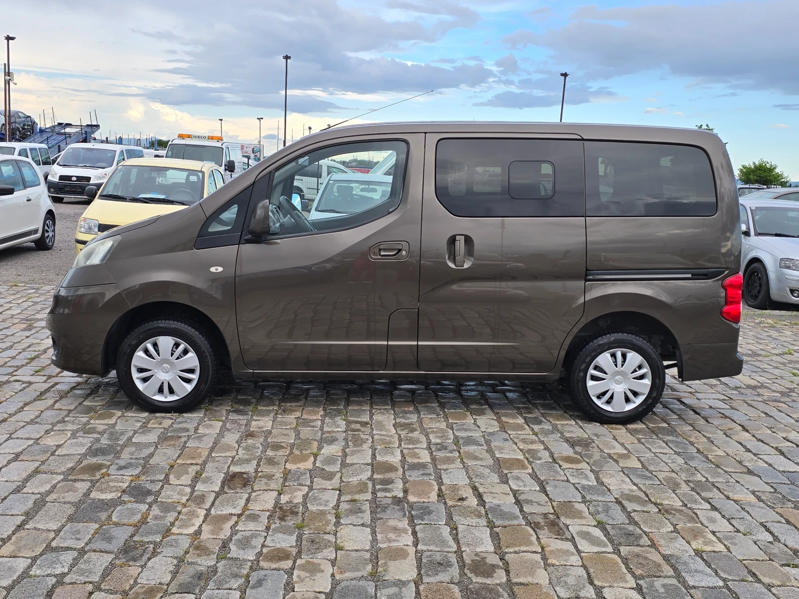 Nissan NV200 1.5DCI Evalia Камера Keyless EU 5B - изображение 3