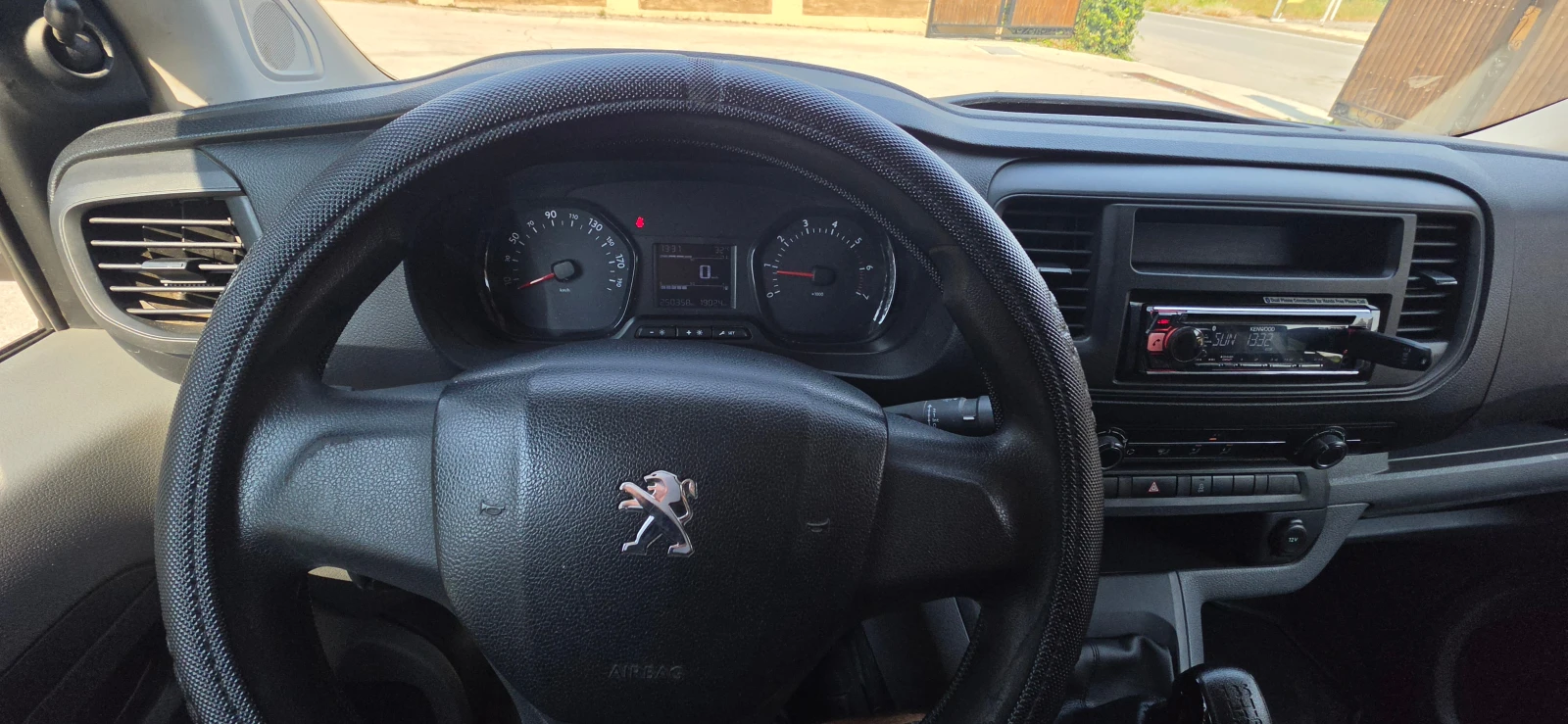 Peugeot Expert 1, 6 2018, снимка 7 - Бусове и автобуси - 56275687