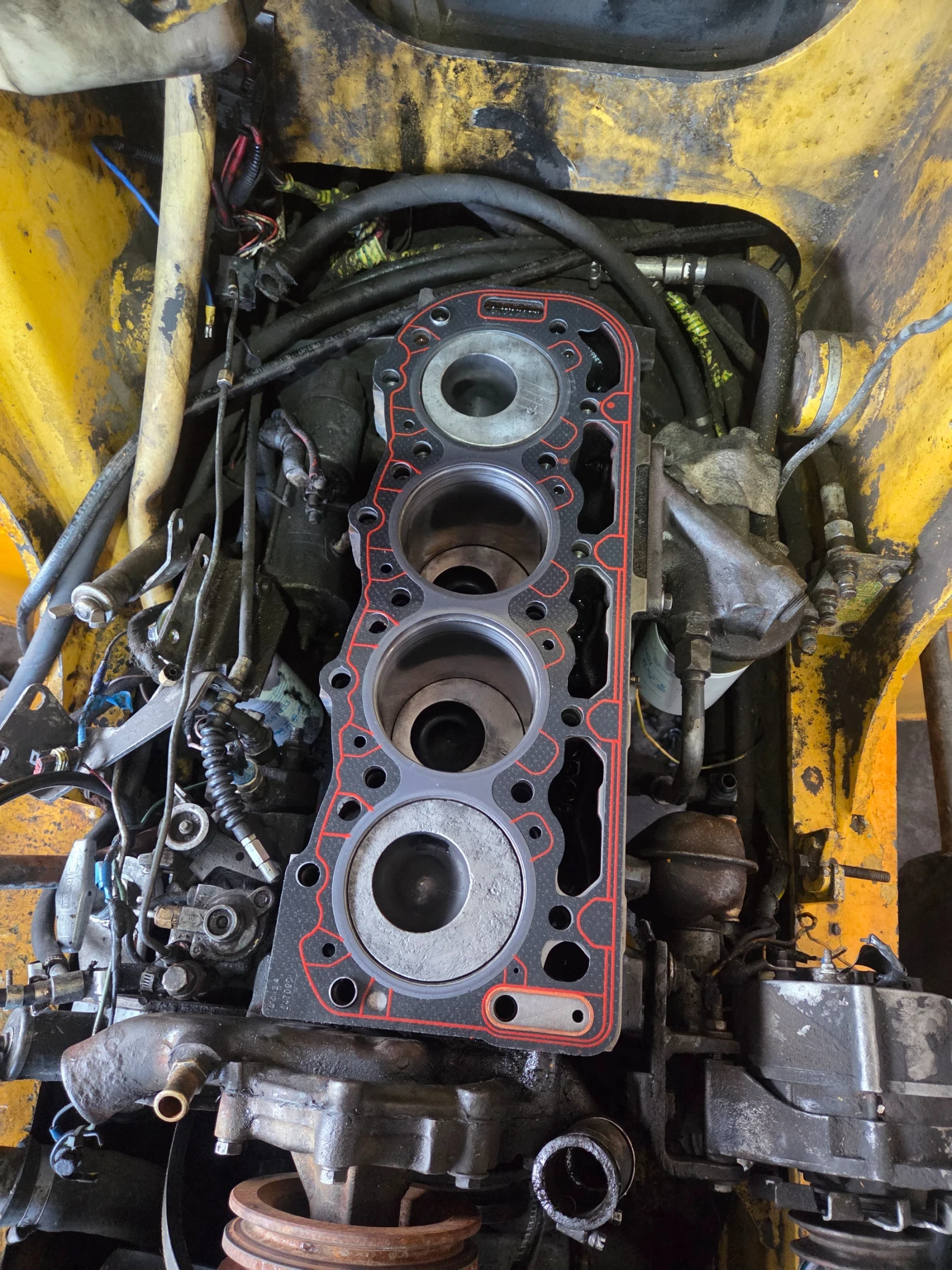 Багер New Holland LB115B , снимка 9 - Индустриална техника - 54040941