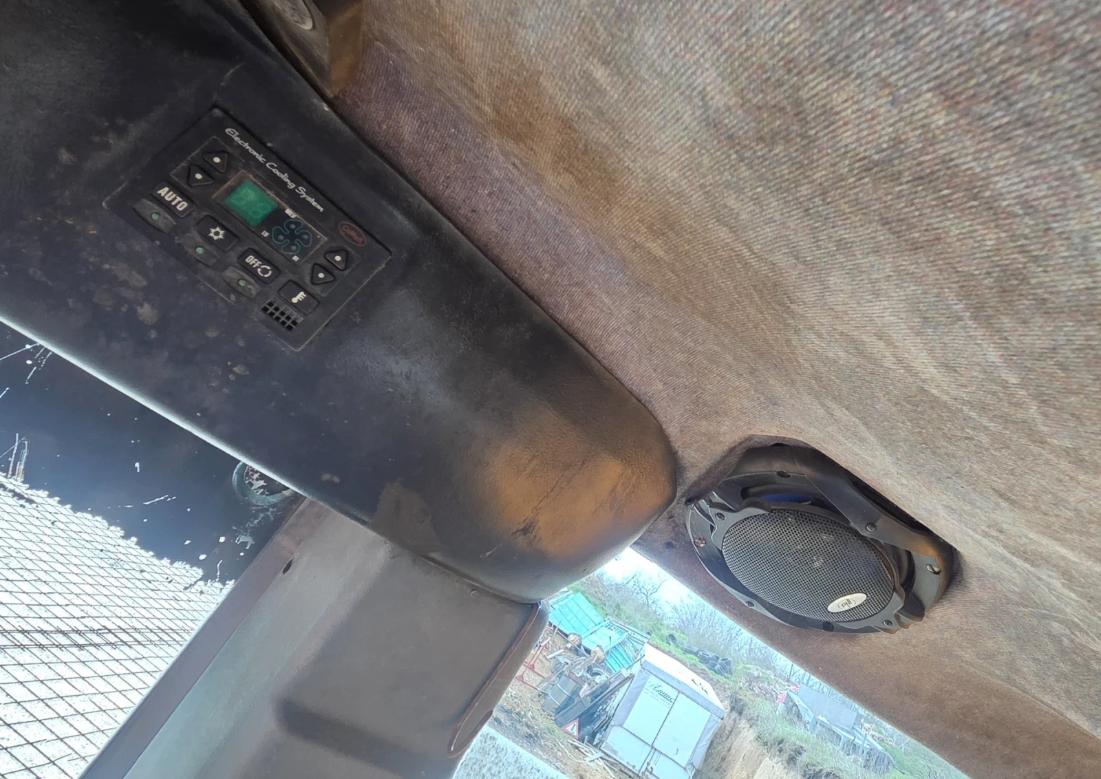 Багер New Holland LB115B , снимка 7 - Индустриална техника - 54040941