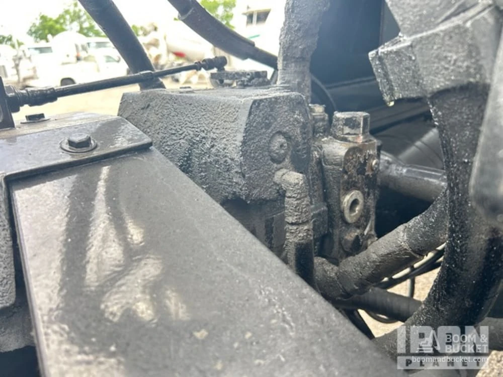 Бетон миксер Mack Granite 6x4 Mixer, снимка 11 - Индустриална техника - 54643209