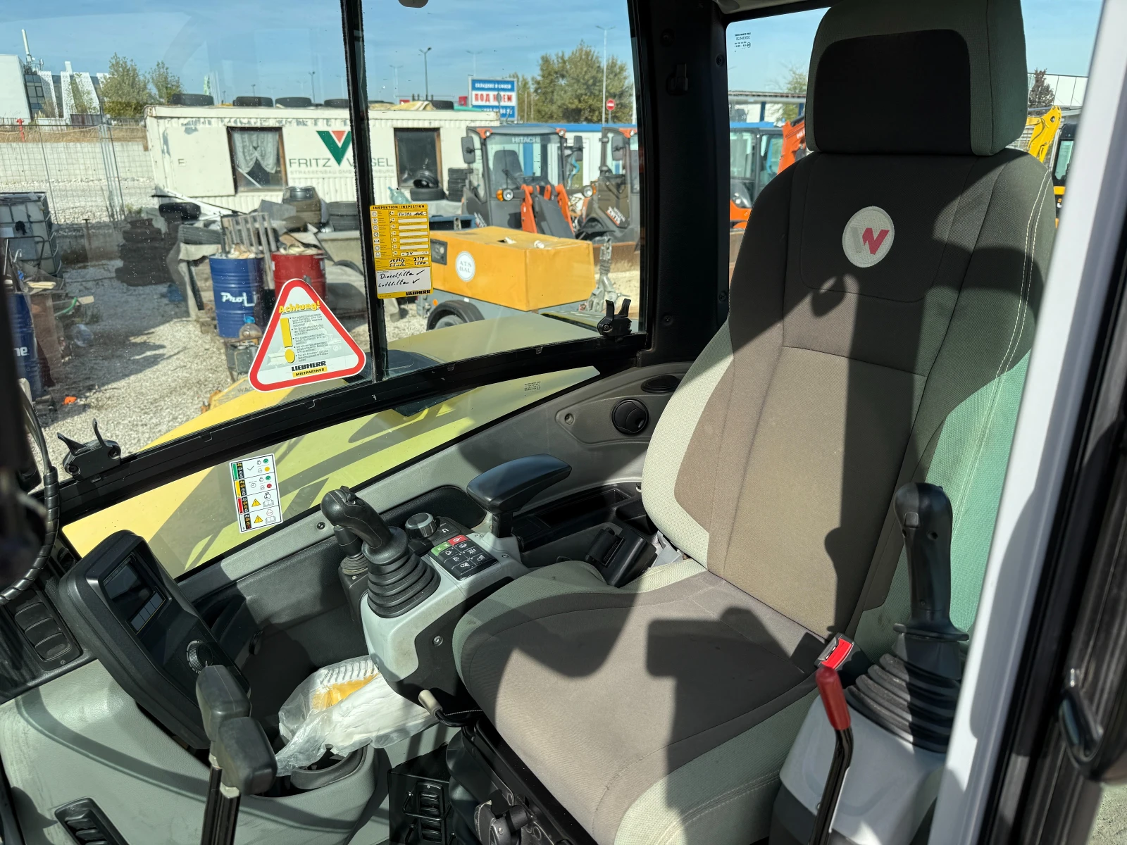 Багер Wacker Neuson ET 65, снимка 9 - Индустриална техника - 56583209