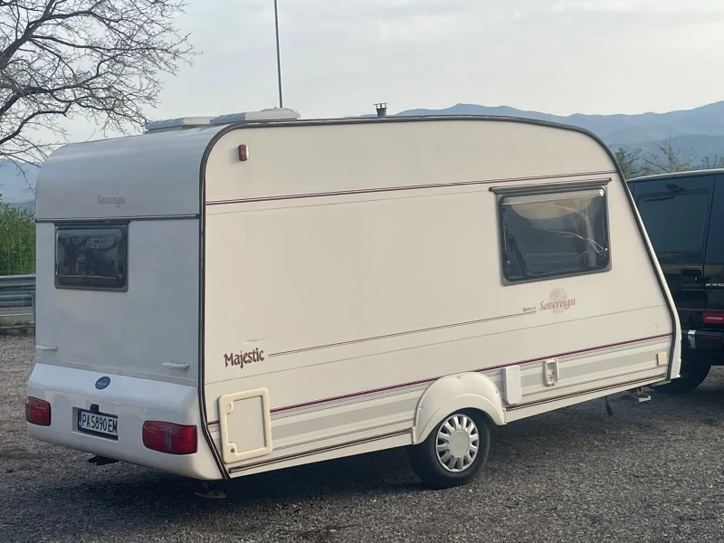 Каравана Bailey Majestic , снимка 4 - Каравани и кемпери - 52488068