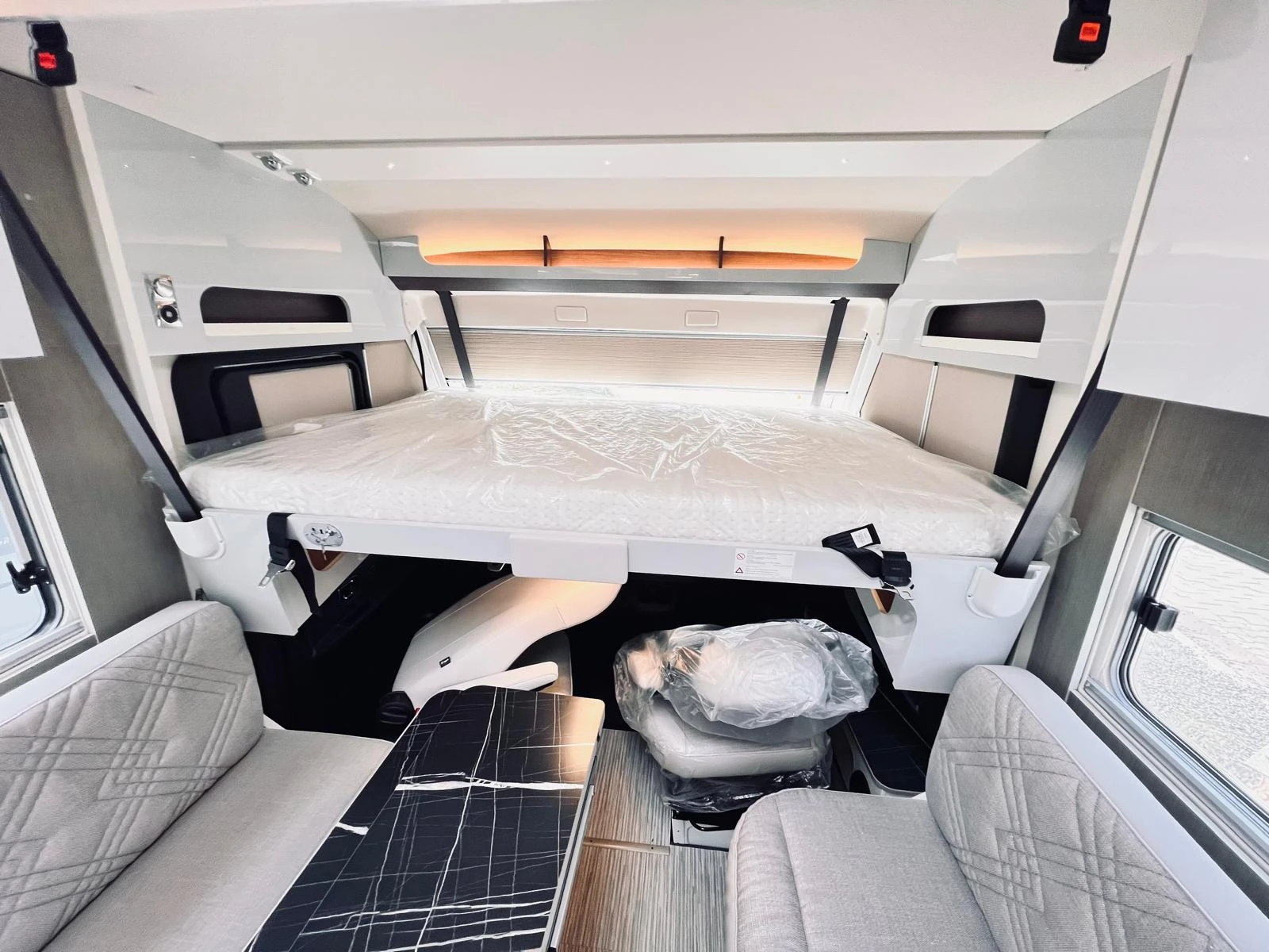  Burstner Mercedes -Elegance 910G    ALDE | Mobile.bg   13