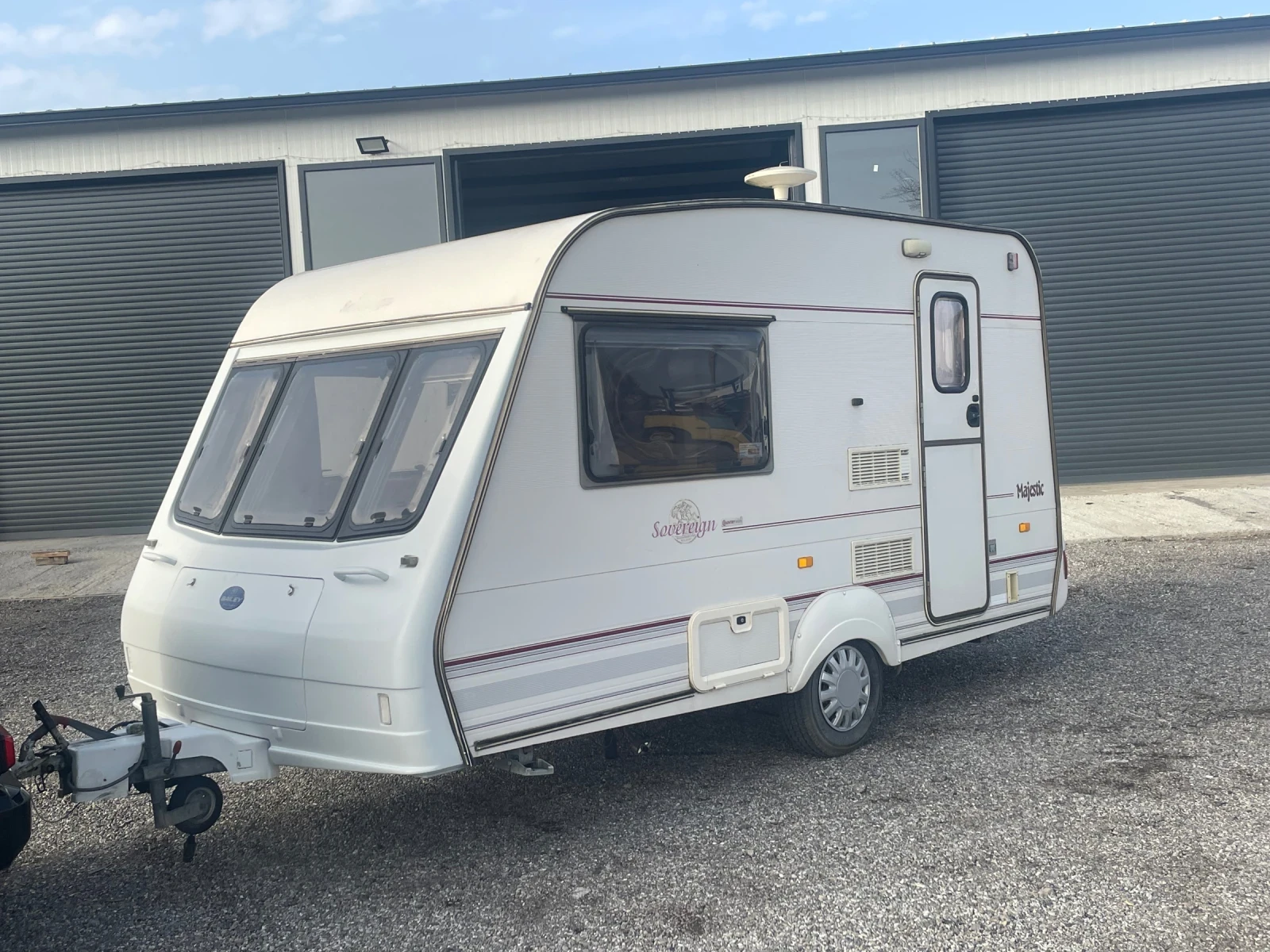  Bailey Majestic  | Mobile.bg   1