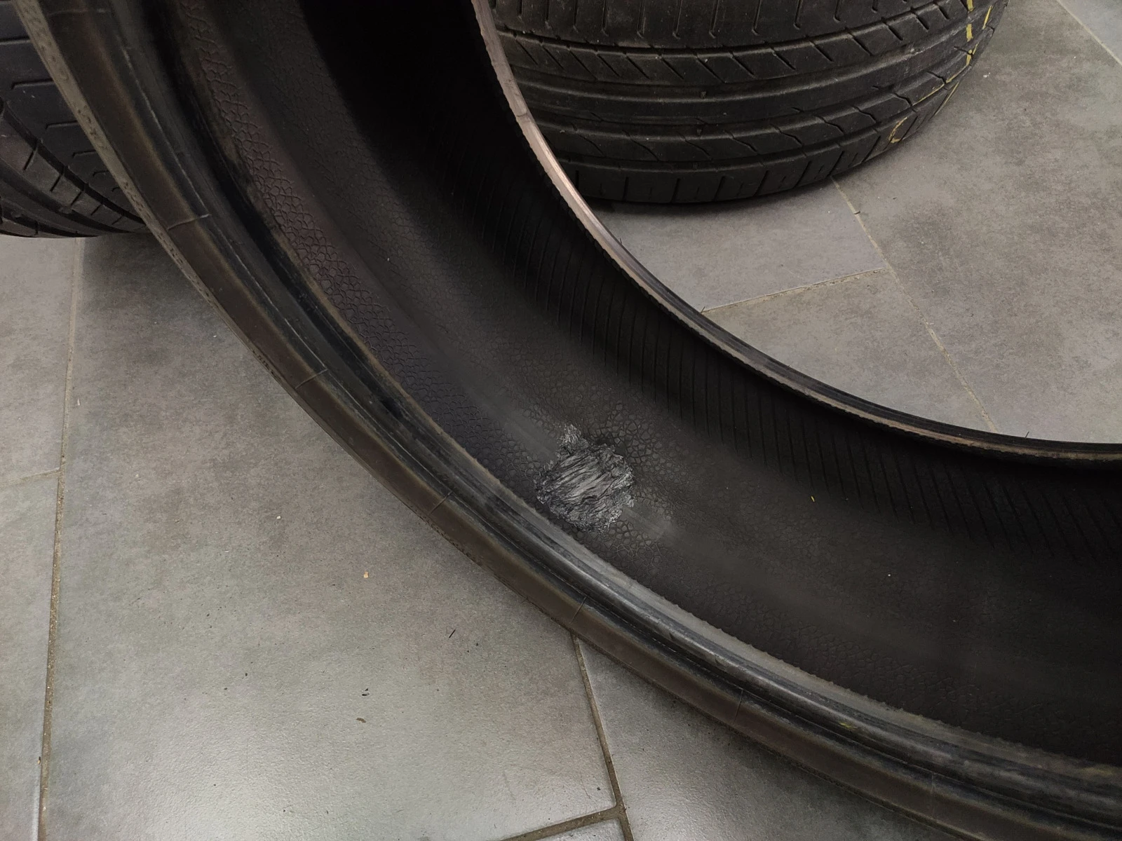  205/40R17 | Mobile.bg   12