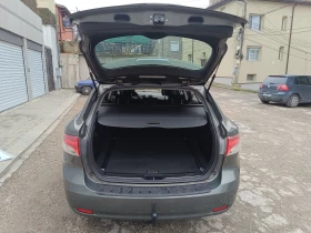 Toyota Avensis 1.8 VVT-i 147к.с., снимка 14
