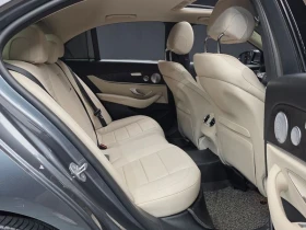Mercedes-Benz E 300 2.0 E300 /W213 / Avangarde / CARFAX, снимка 12
