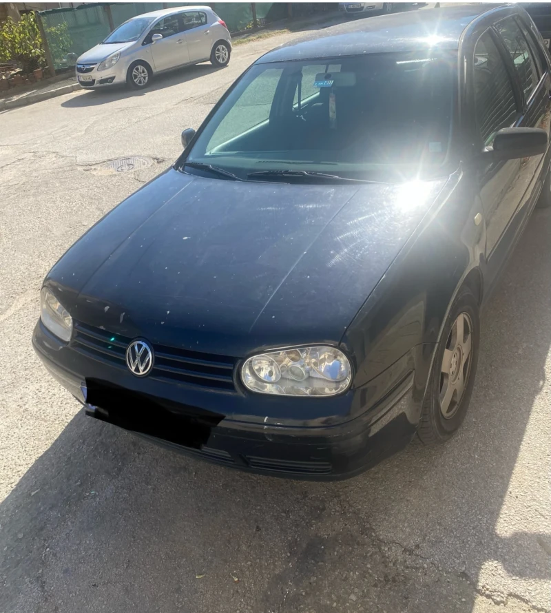 VW Golf 1.9 TDI, снимка 3 - Автомобили и джипове - 47704227