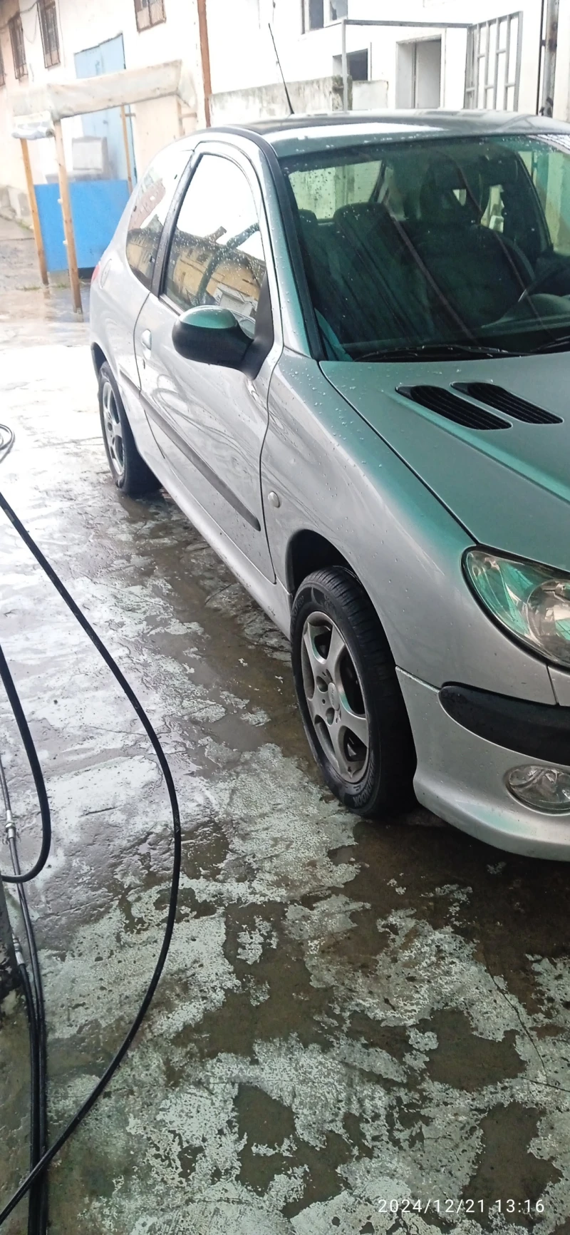 Peugeot 206, снимка 2 - Автомобили и джипове - 48426919