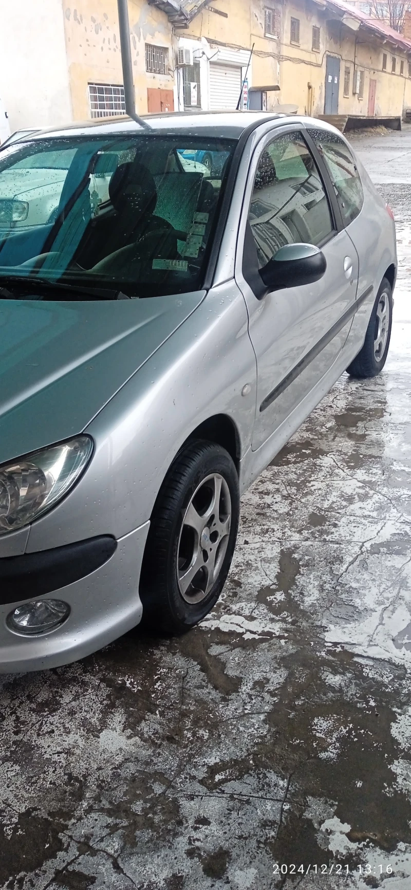 Peugeot 206, снимка 3 - Автомобили и джипове - 48426919