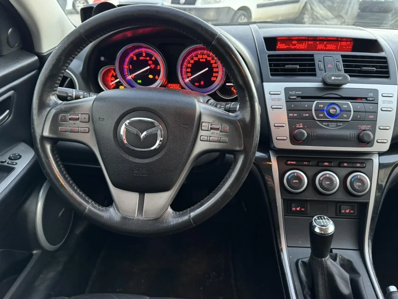 Mazda 6 ОТЛИЧНО СЪСТОЯНИЕ, снимка 14 - Автомобили и джипове - 48742463