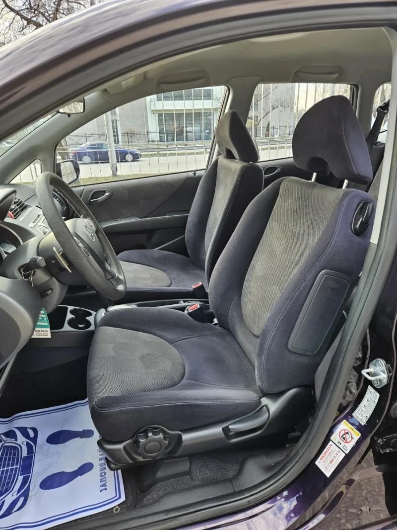 Honda Jazz 1.4i Facelift F1 7-speed CVT Automatic, снимка 10 - Автомобили и джипове - 48951363