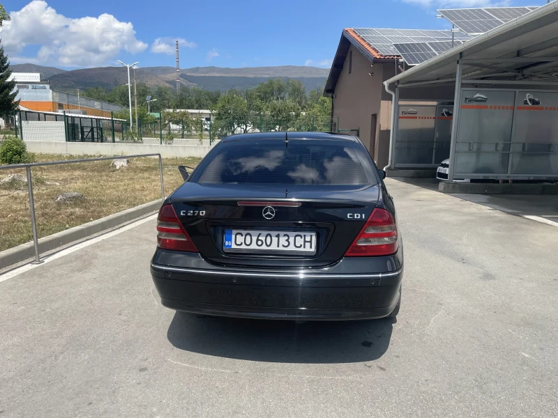 Mercedes-Benz C 270, снимка 9 - Автомобили и джипове - 49515562