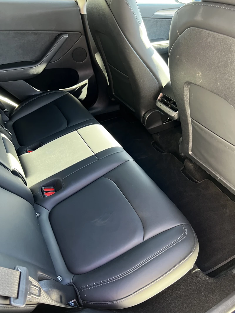 Tesla Model Y Standart Range RWD, снимка 13 - Автомобили и джипове - 52408671