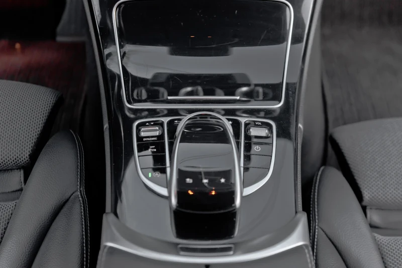 Mercedes-Benz C 220 d/9G-Tronic, снимка 13 - Автомобили и джипове - 52825512