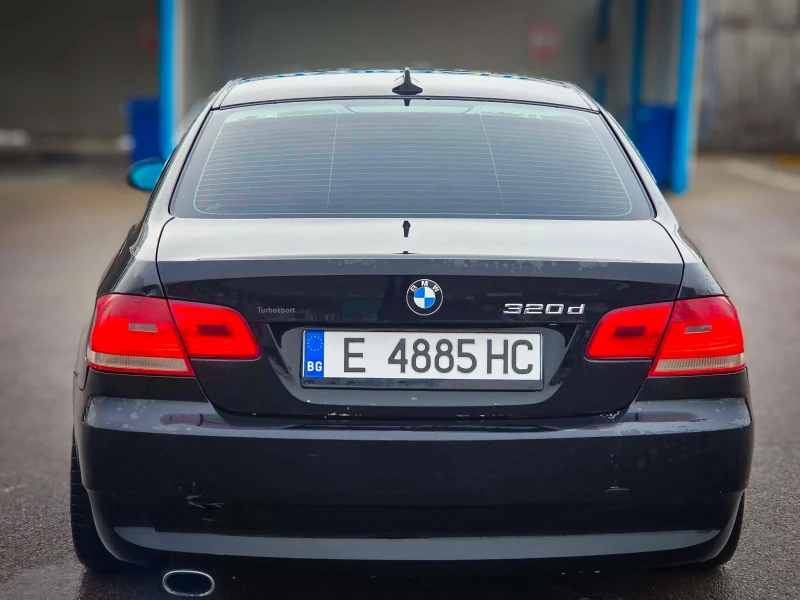 BMW 320, снимка 9 - Автомобили и джипове - 52879268