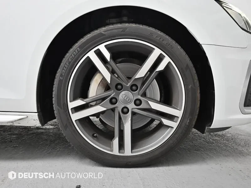Audi A4 2.0 TDI Quattro - САМО 30% АВАНС, снимка 5 - Автомобили и джипове - 55487085