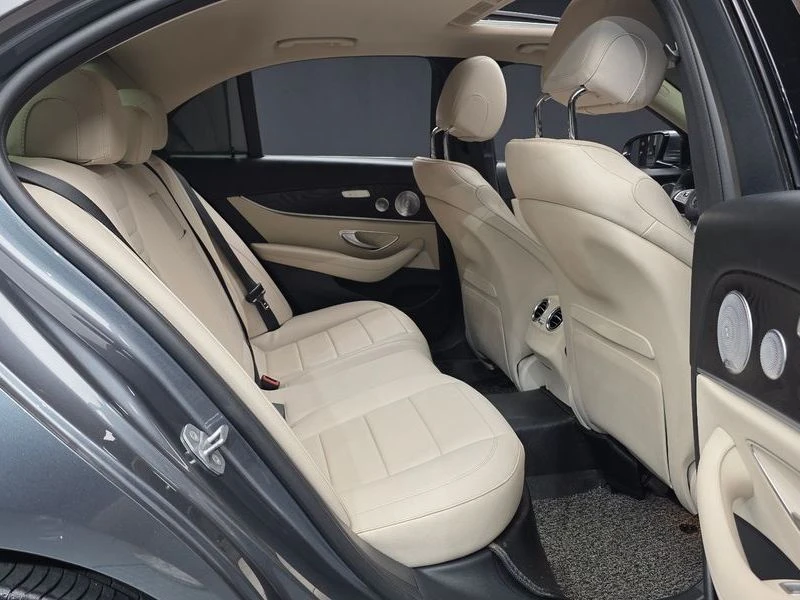 Mercedes-Benz E 300 2.0 E300 /W213 / Avangarde / CARFAX, снимка 12 - Автомобили и джипове - 55634356