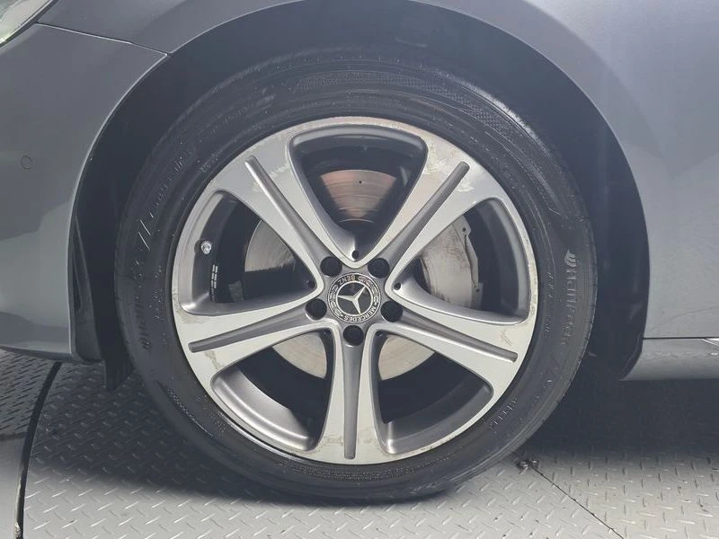 Mercedes-Benz E 300 2.0 E300 /W213 / Avangarde / CARFAX, снимка 5 - Автомобили и джипове - 55634356