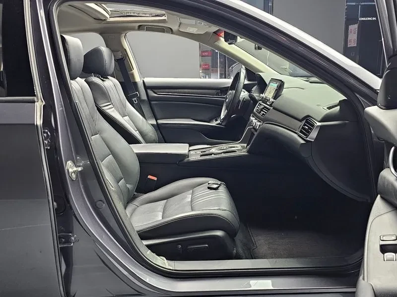 Honda Accord 10Th Generation 2.0 Hybrid Touring | Mobile.bg � ����������� 11