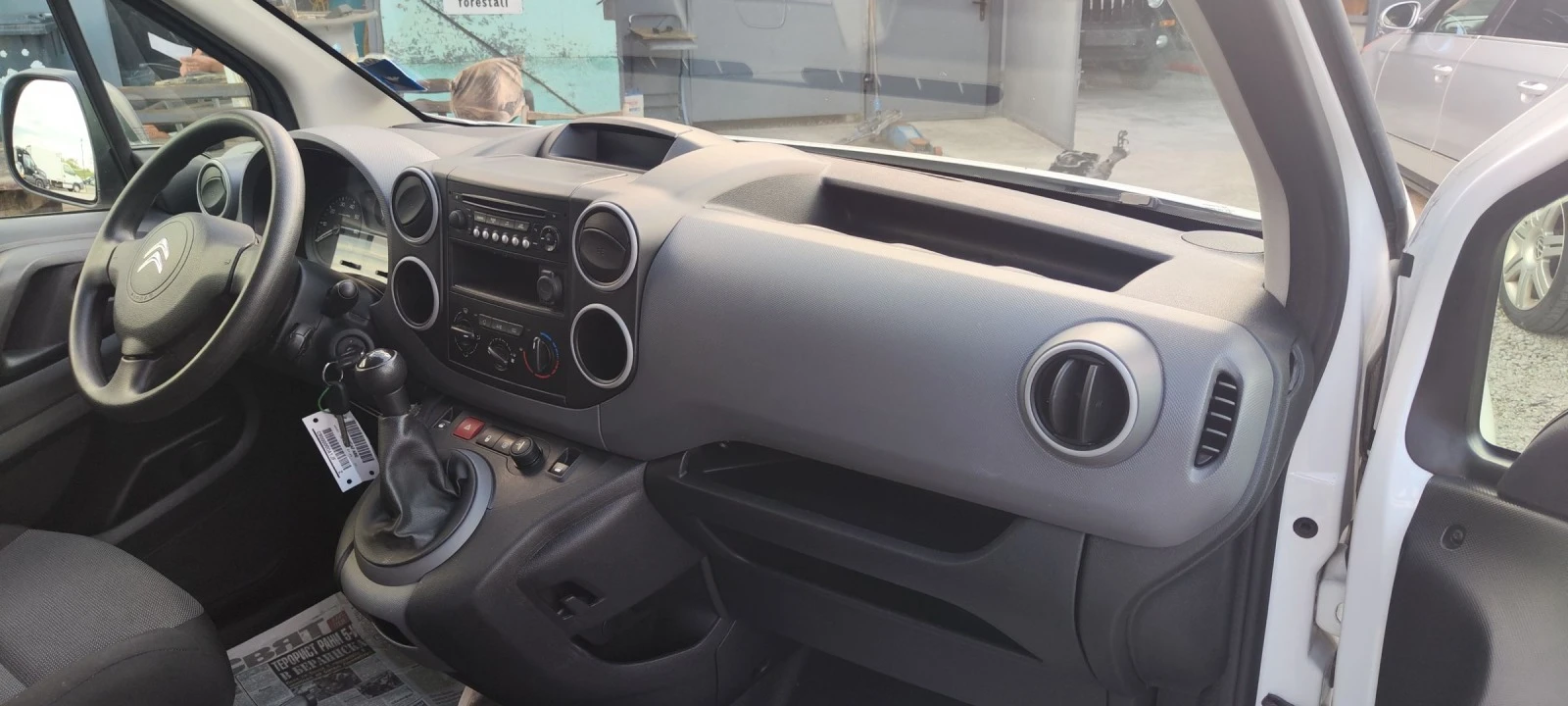 Citroen Berlingo 1.6HDI УНИКАТ | Mobile.bg — изображение 12