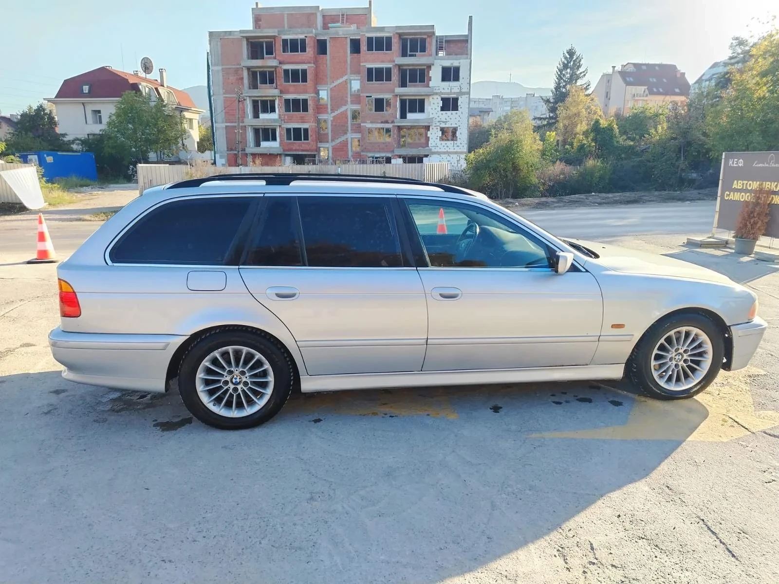 BMW 525 525FACE - изображение 5