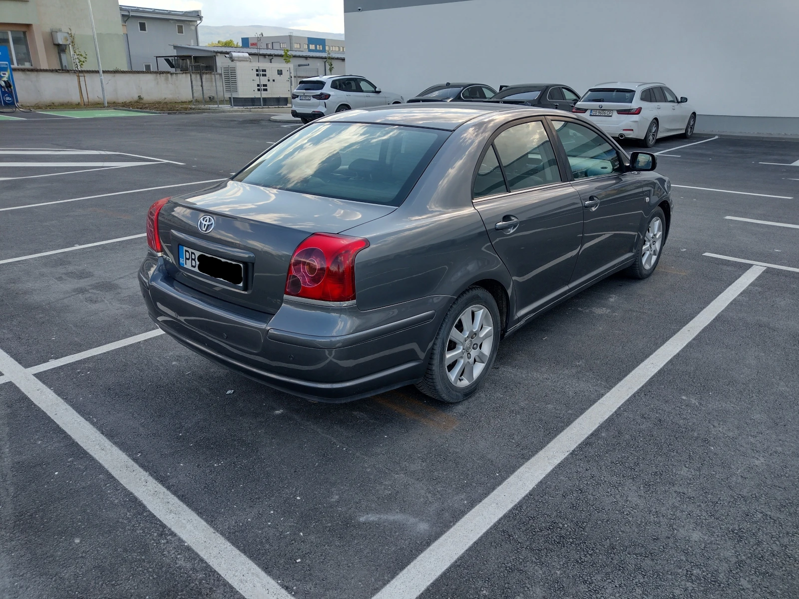 Toyota Avensis D-4D 150hp - изображение 3