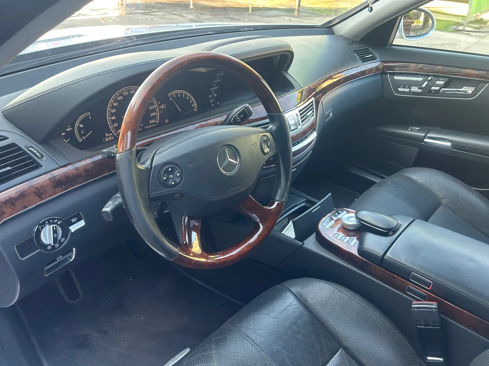 Mercedes-Benz S 500 388 к.с. ОБДУХВАНЕ, МАСАЖИ - изображение 9