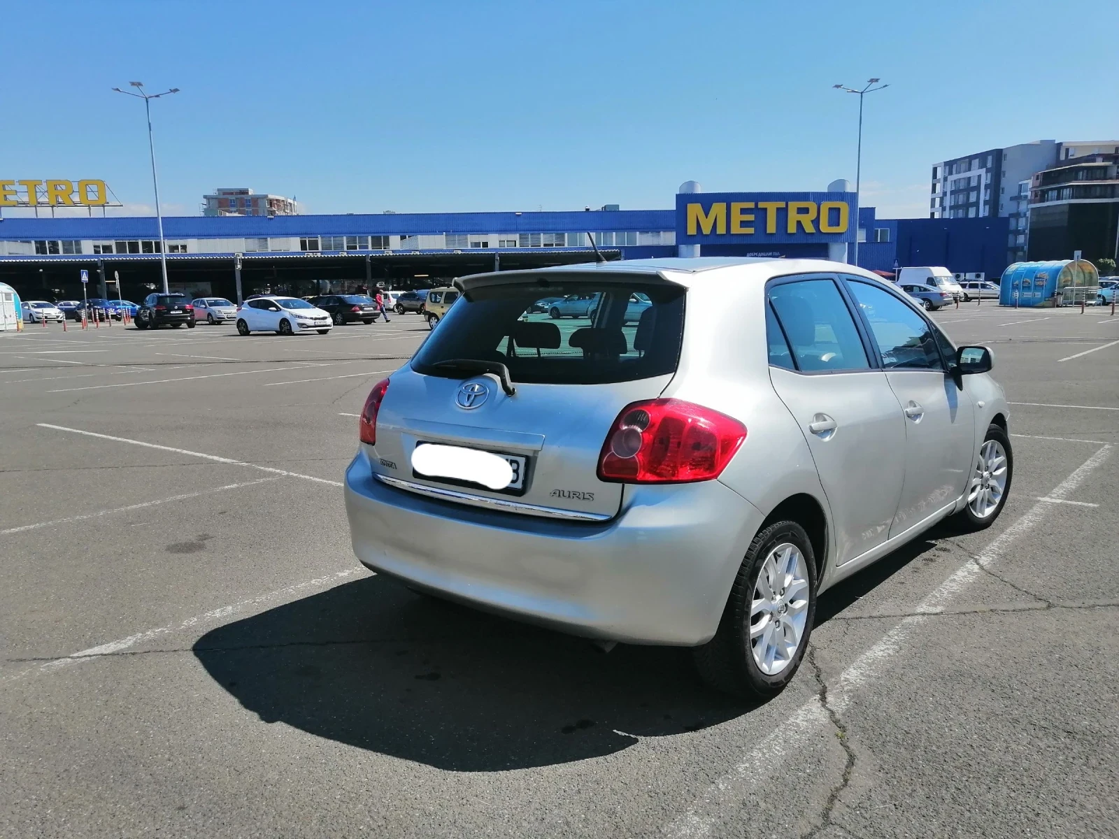 Toyota Auris 1.4 - изображение 6