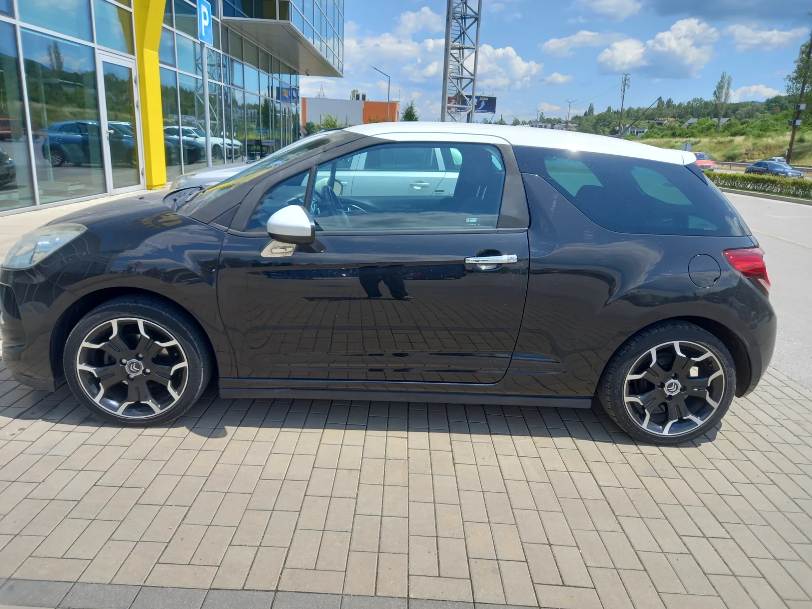 Citroen DS3 1.4 бензин, 95к.с., кожа/велур - изображение 4