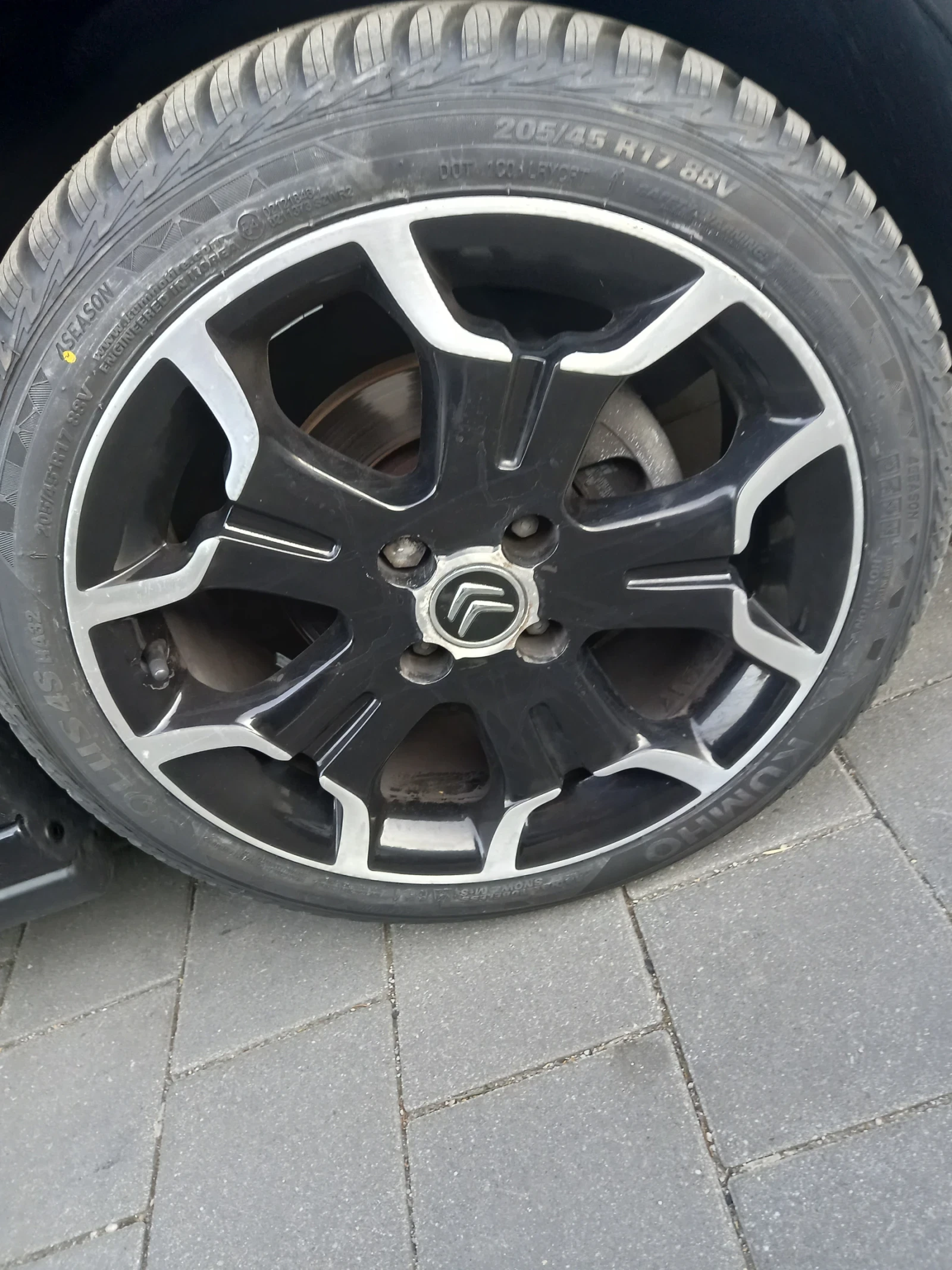Citroen DS3 1.4 бензин, 95к.с., кожа/велур - изображение 6