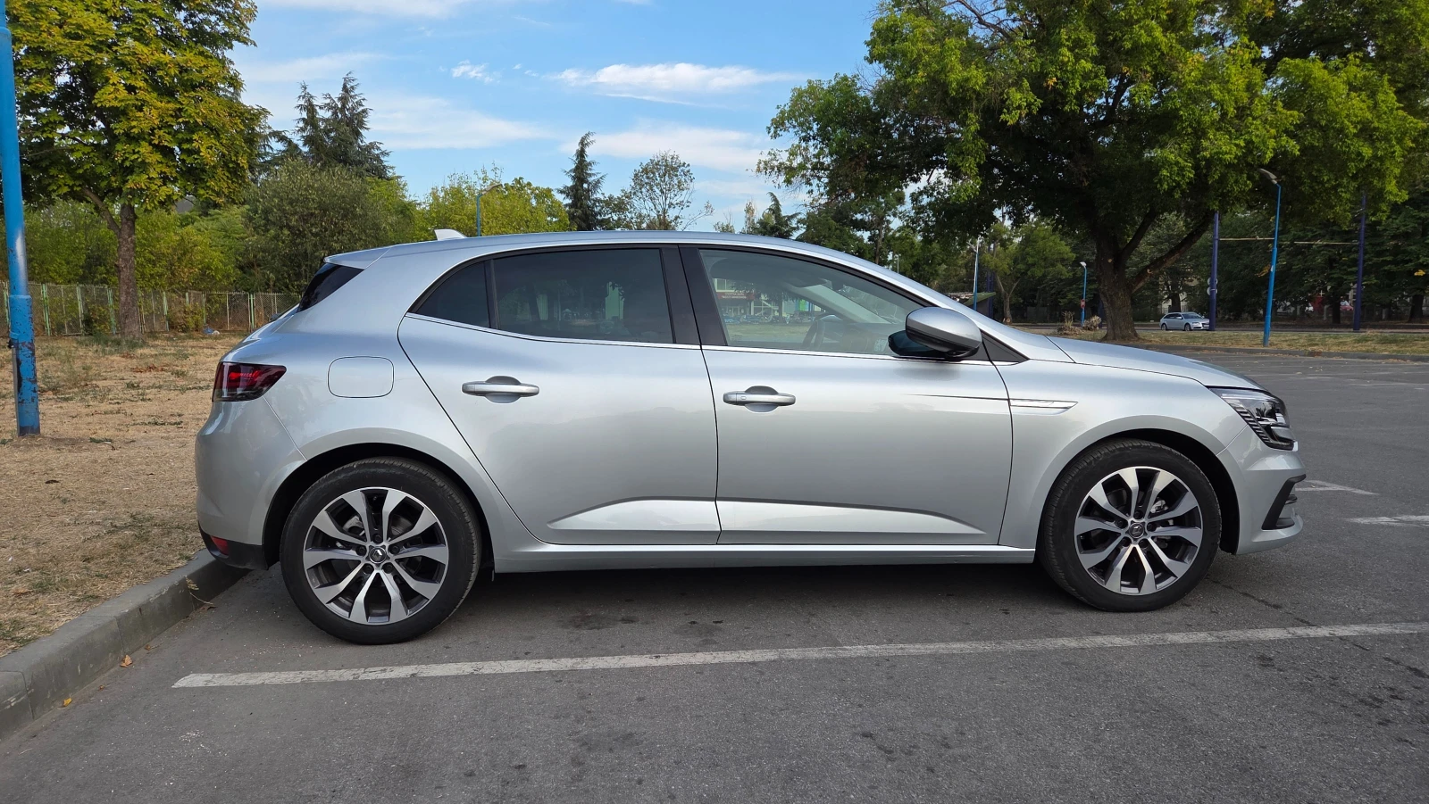 Renault Megane 1.3 TCE - изображение 7