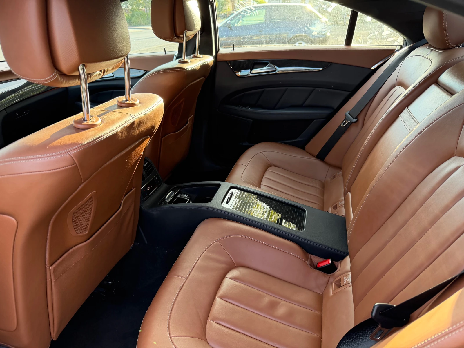 Mercedes-Benz CLS 500 4MATIC, 4.7 V8 Bi-Turbo, 408 �.�. | Mobile.bg � ����������� 17