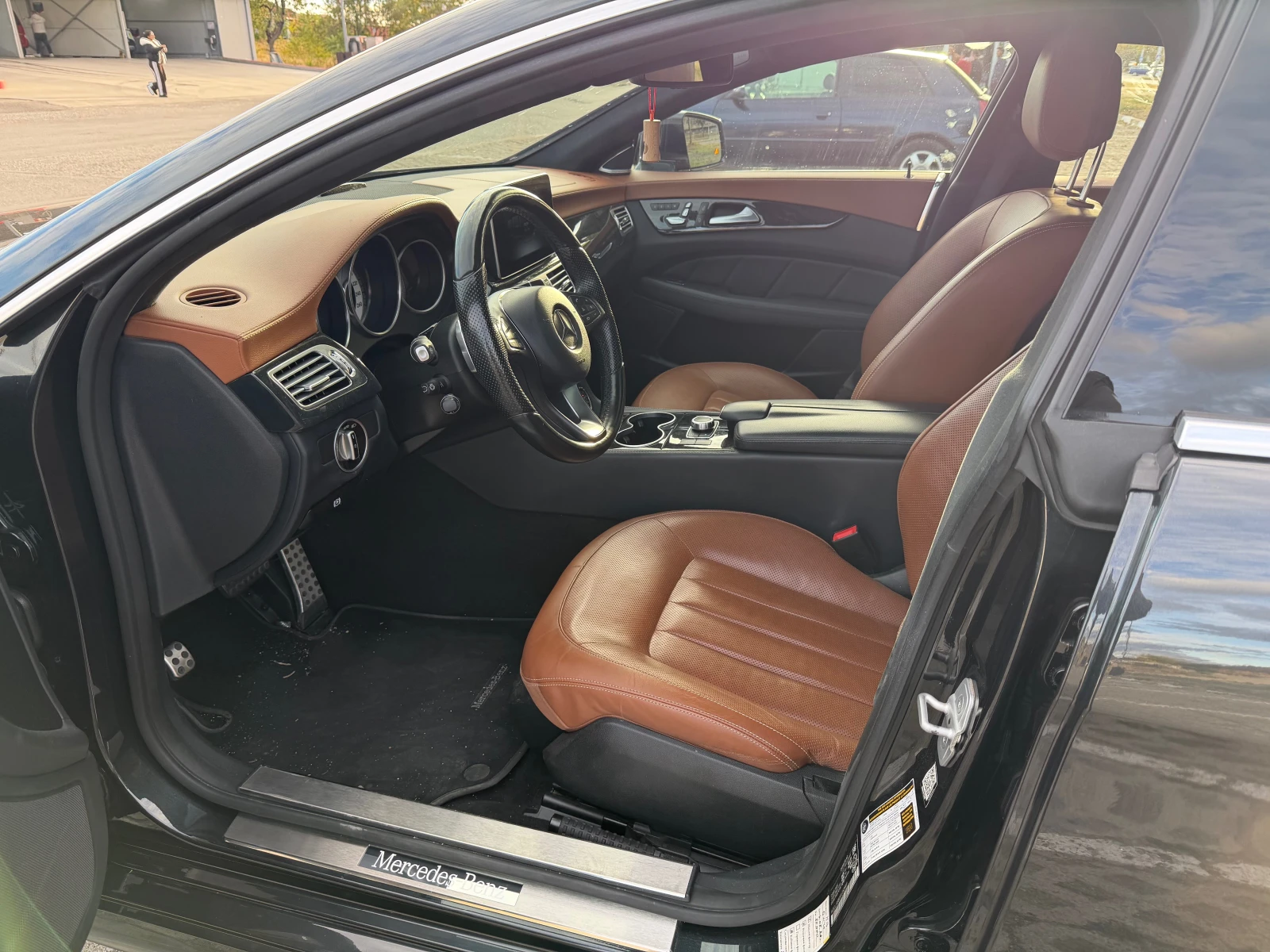 Mercedes-Benz CLS 500 4MATIC, 4.7 V8 Bi-Turbo, 408 �.�. | Mobile.bg � ����������� 15