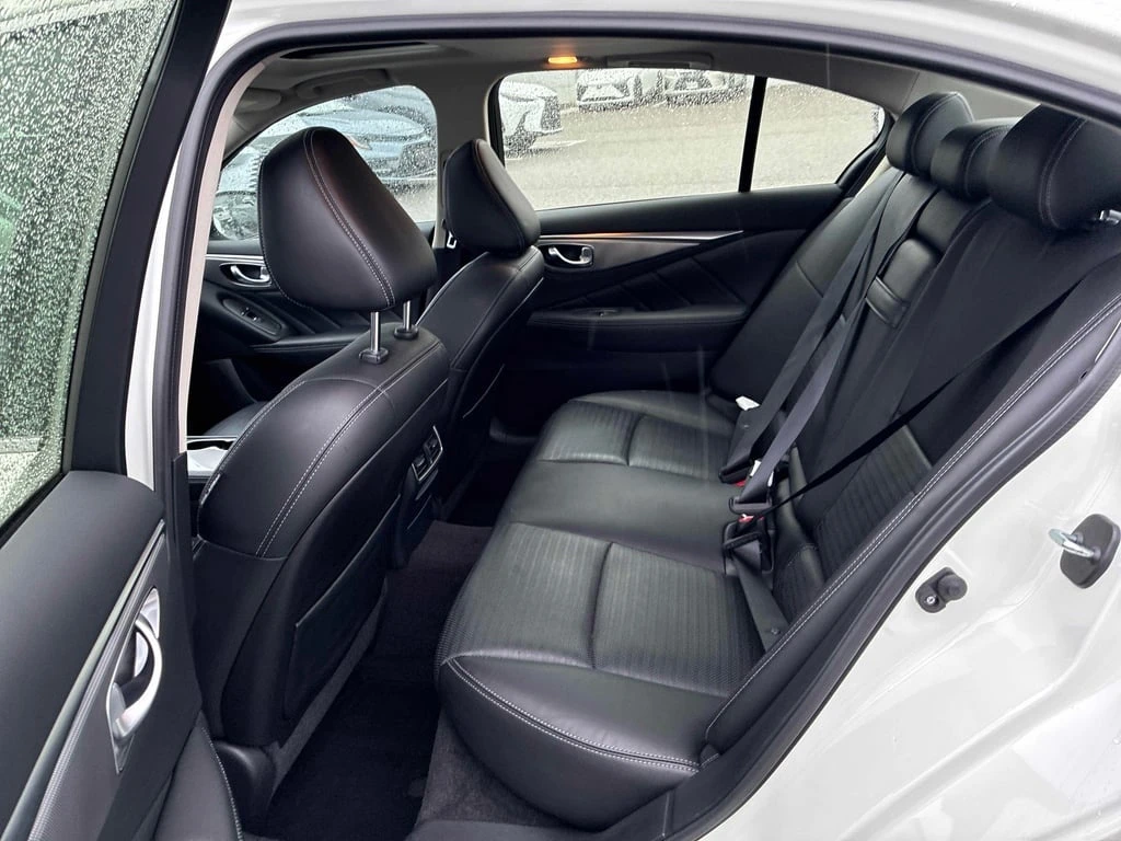 Infiniti Q50 * 3.0t * CARFAX * ���� �� �� | Mobile.bg � ����������� 12