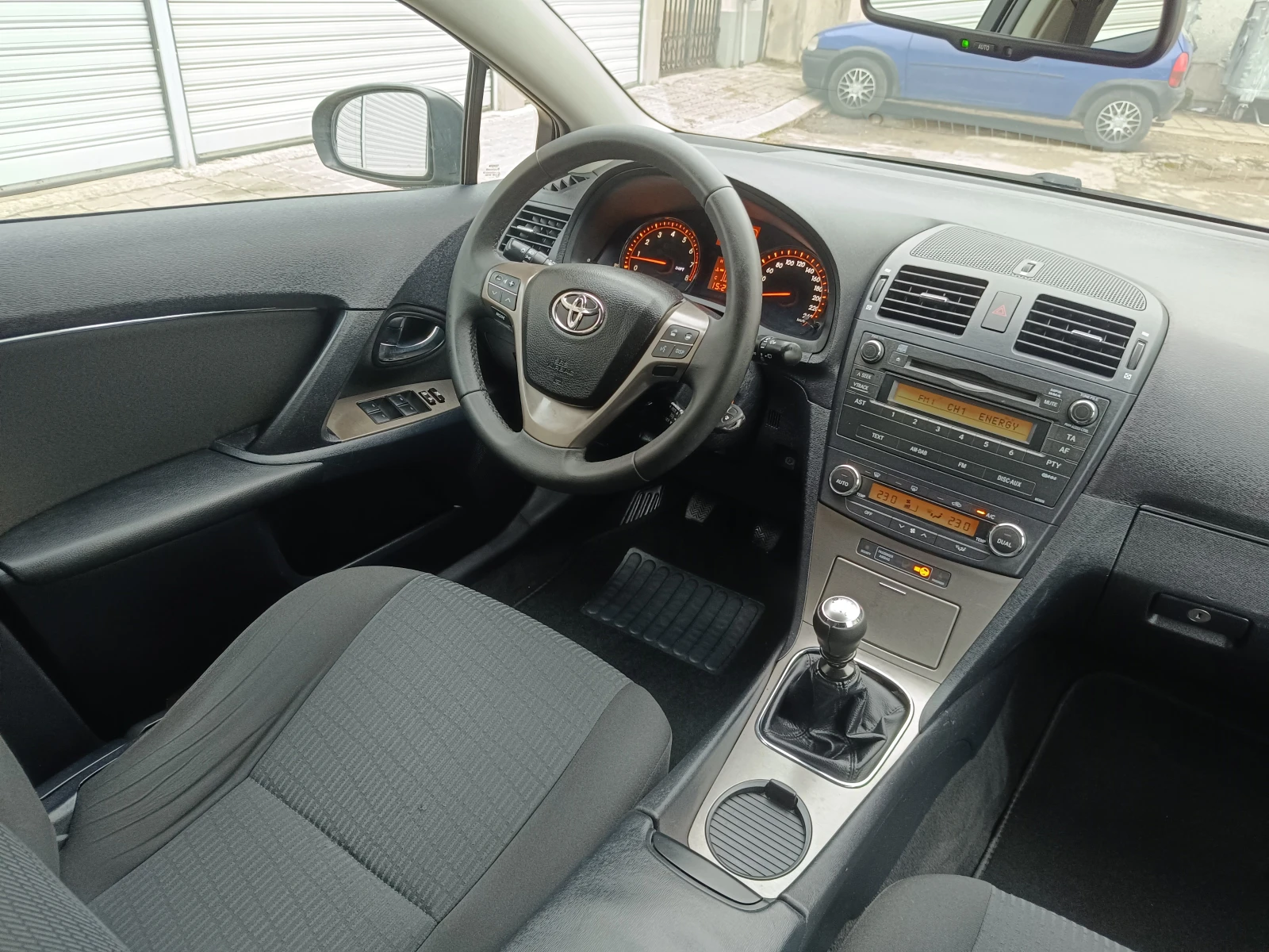 Toyota Avensis 1.8 VVT-i 147к.с. - изображение 7