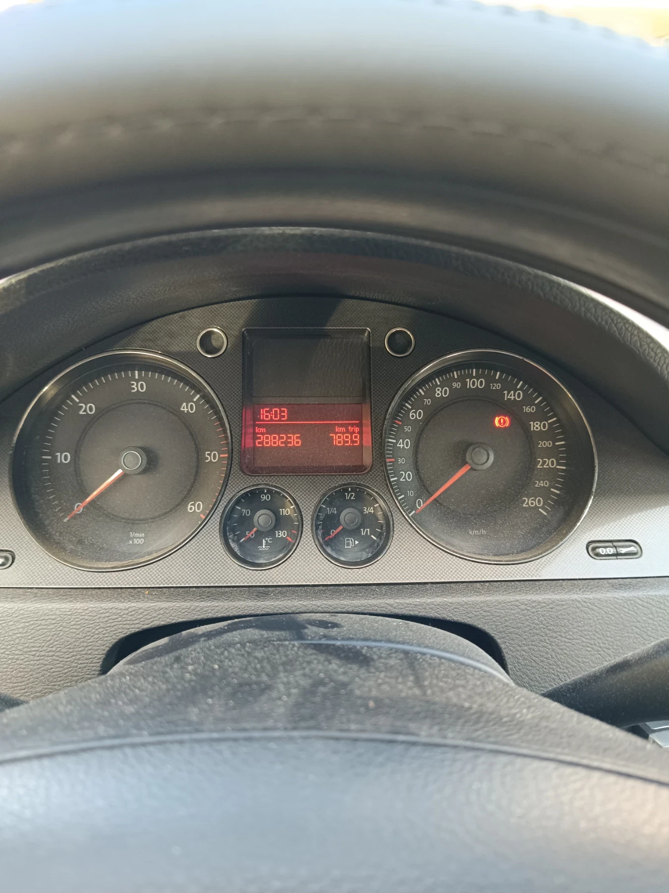 VW Passat  - изображение 7