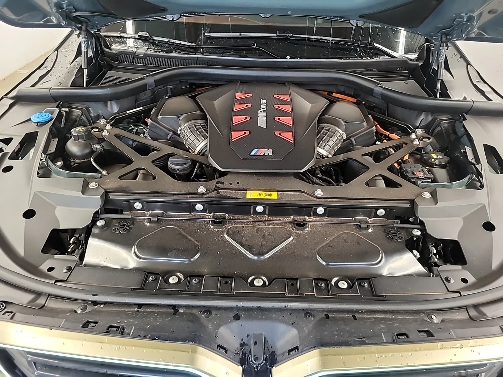 BMW XM 4.4l v8 Plug-in Hybrid SAV  | Mobile.bg � ����������� 13