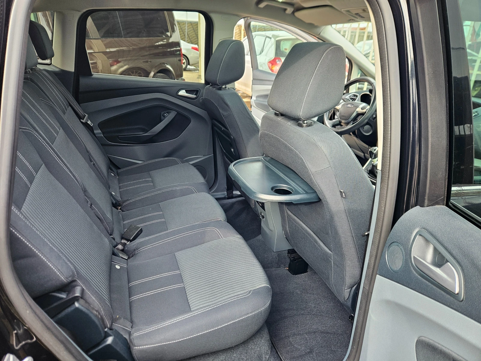 Ford C-max Топ състояние 74000км 100% - изображение 9