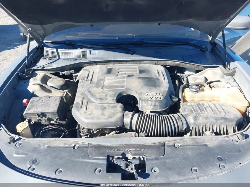 Dodge Charger 3.6L V-6 DOHC, VVT, 292HP Rear Wheel Drive | Mobile.bg � ����������� 10