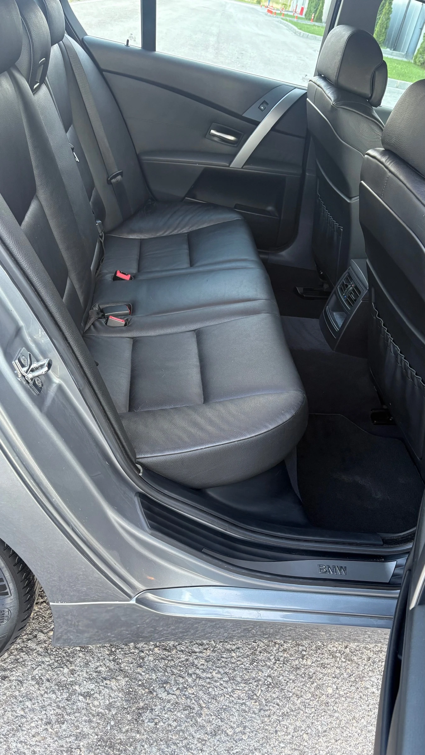 BMW 530 NAVI, снимка 15 - Автомобили и джипове - 54391121