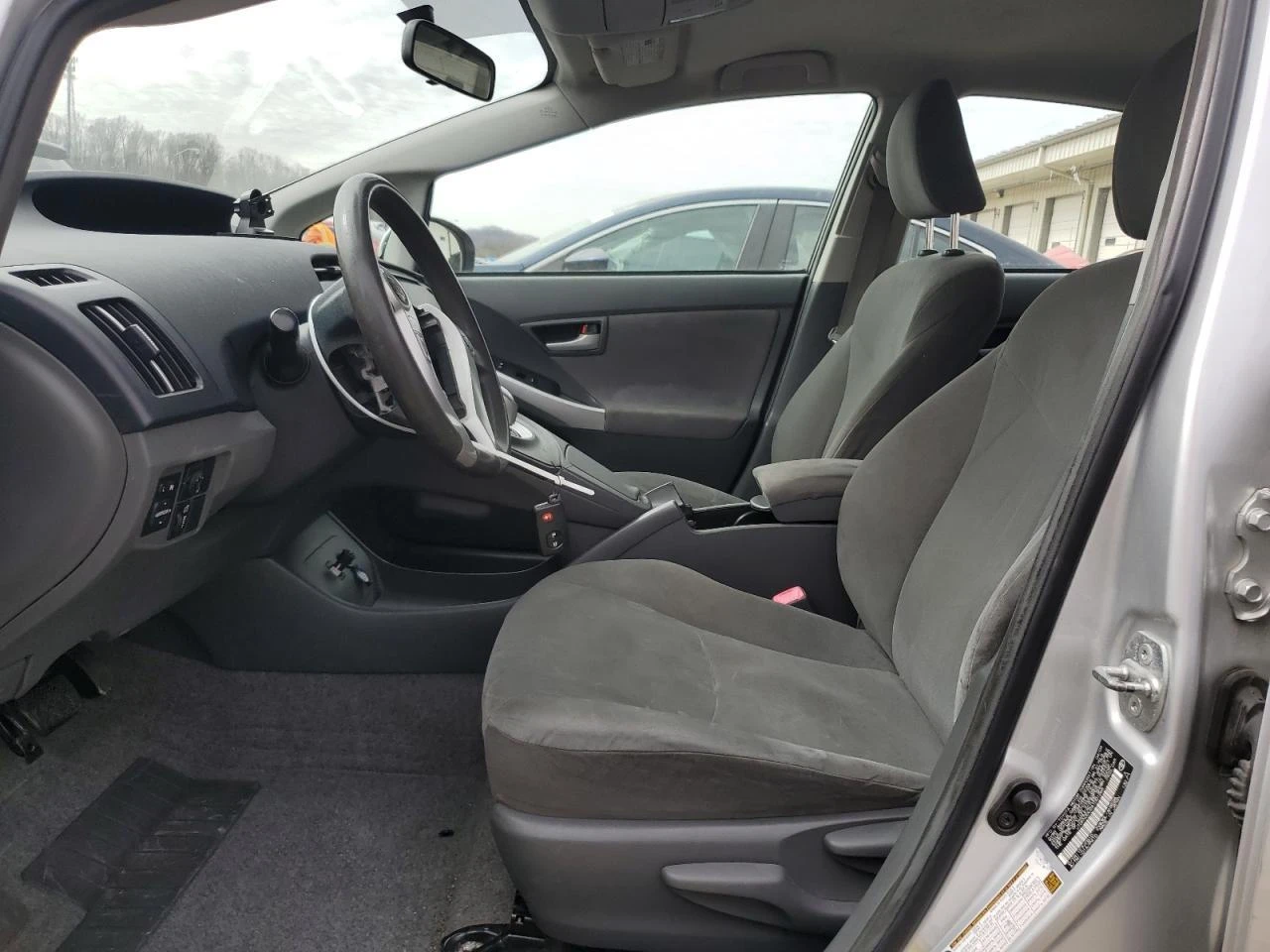 Toyota Prius, снимка 8 - Автомобили и джипове - 54415001