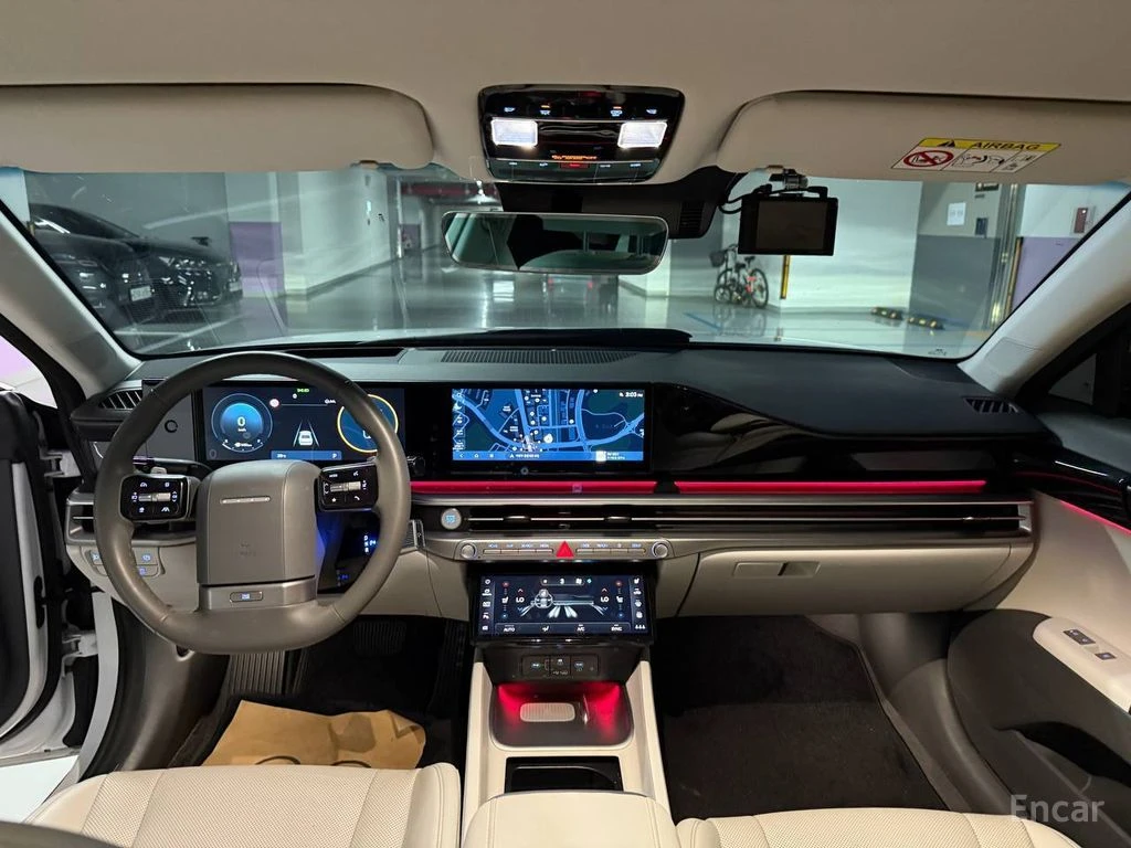 Hyundai Grandeur 2.5* PREMIUM* ПОДГРЕВ* 360КАМЕРА* LANE* ASSIST* , снимка 8 - Автомобили и джипове - 54576088