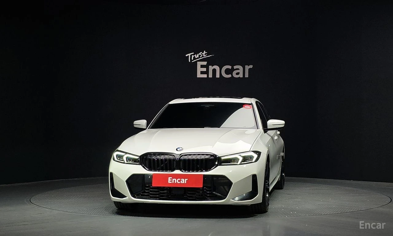 BMW 320 d M SPORT* DISTRONIC* КАМЕРА* ПОДГРЕВ* ШИБИДАХ* , снимка 2 - Автомобили и джипове - 54910182