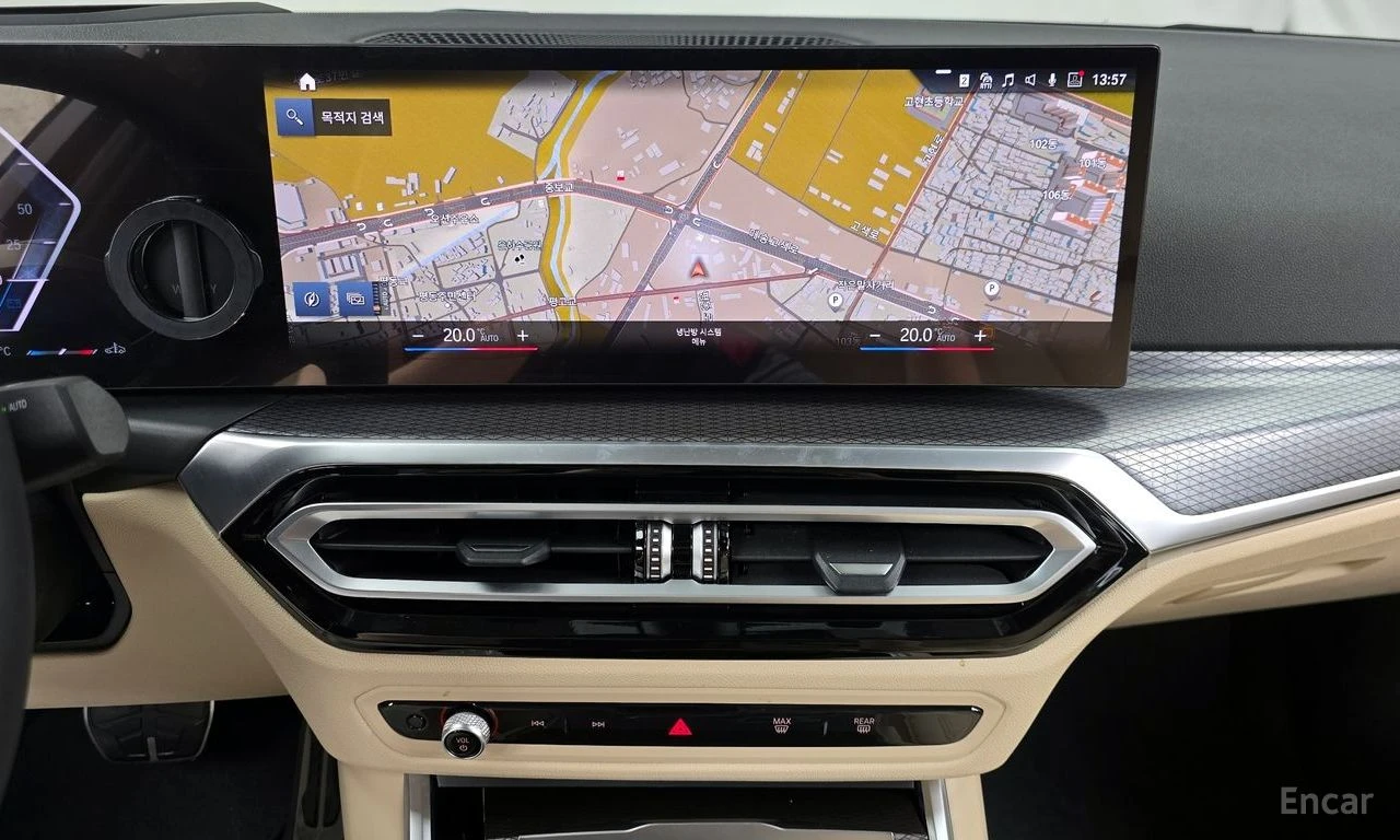 BMW 320 d M SPORT* DISTRONIC* КАМЕРА* ПОДГРЕВ* ШИБИДАХ* , снимка 12 - Автомобили и джипове - 54910182